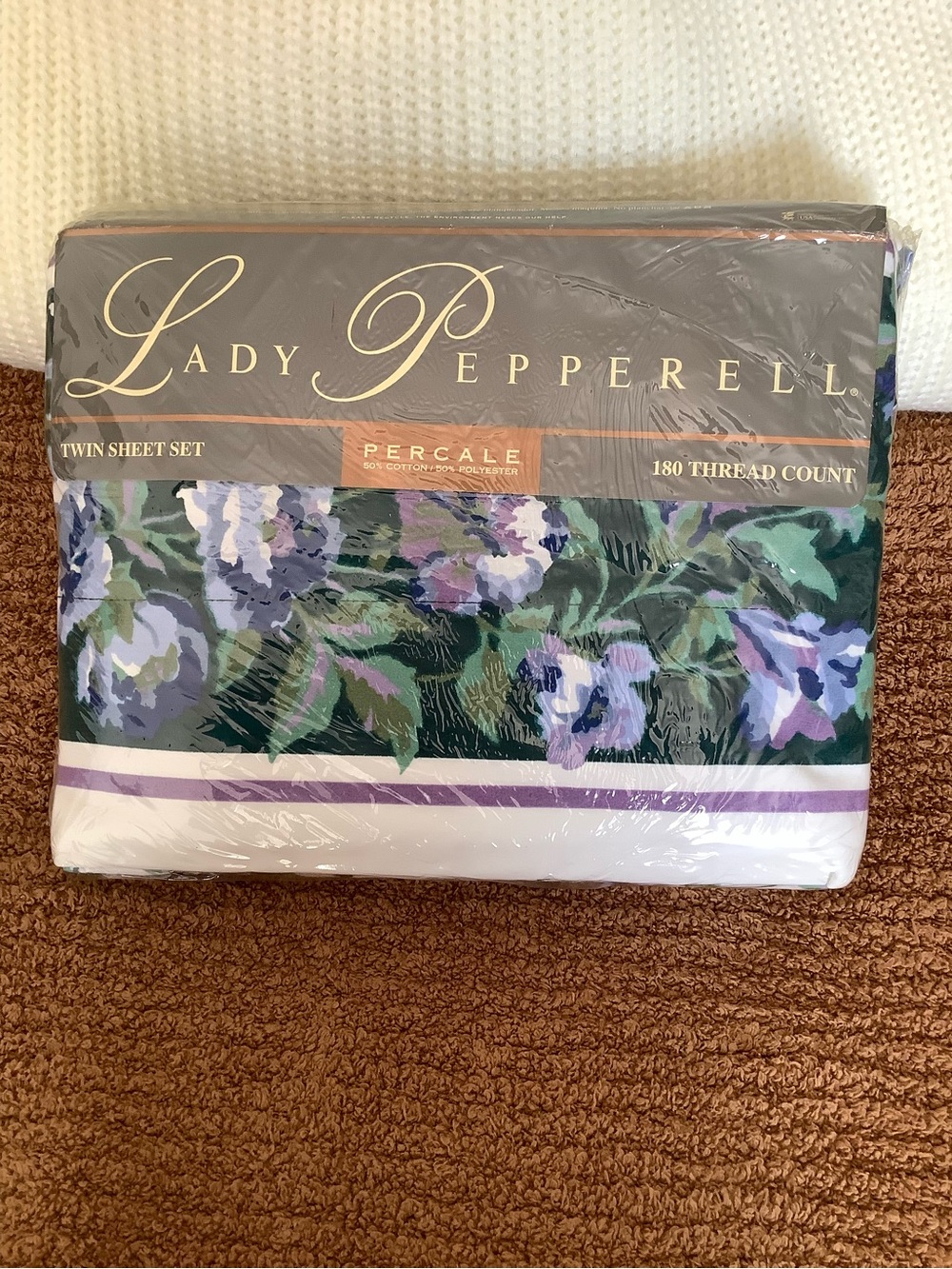 Vintage lady pepperell twin sheet _ floral percale ( new in package)